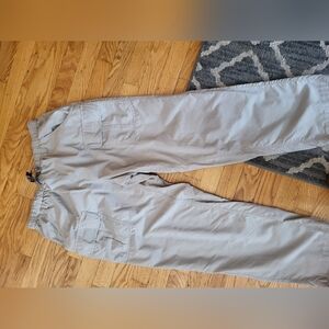 Womens Columbia lightweight pants size medium